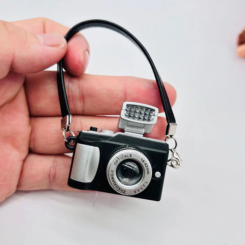 1 Piece Dolls House Accessory Home Decoration For  Doll Dollhouse Miniature Digital SLR Camera Model